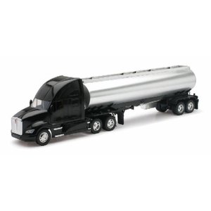 New Ray . NRY 1/32 Kenworth T700 w/Sleeper Cab Oil Tanker (Die Cast)