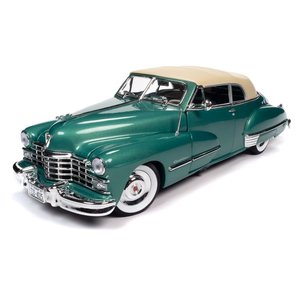 Auto World . AWD 1/18 1947 Cadillac Series 62 Cabriolet