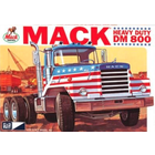 MPC . MPC 1/25 Mack DM800 Semi Tractor