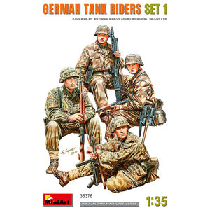 Miniart . MNA 1/35 German Tank Riders Set 1