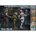 Masterbox Models . MTB 1/24 At the Edge of the Universe: Space Mercenary w/ Heavy Gun, Robot & Android Waitress