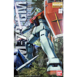 Bandai . BAN MG 1/100 RGM-79 GM Ver.2.0 Gundam