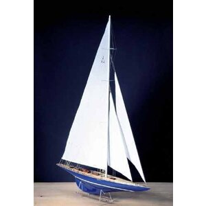 Amati . AMA Endeavour kit 1:80 scale with polystyrene hull
