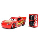Jada Toys . JAD 1/24 "Hollywood Rides" Pixar Cars Lightning McQueen w/Rack