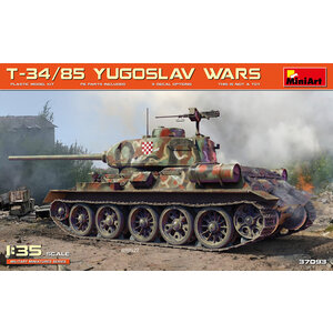 Miniart . MNA 1/35 T-34/85 Yuogslav Wars