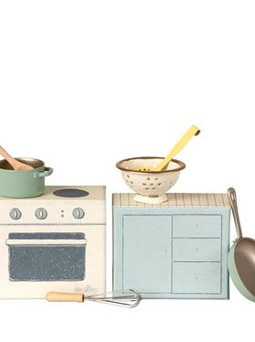 maileg kitchen set