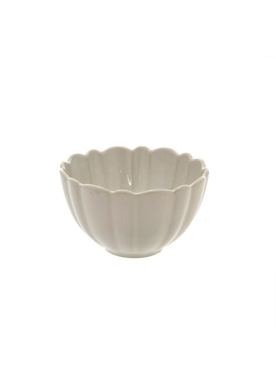 Amelia Small Scalloped Bowl in White