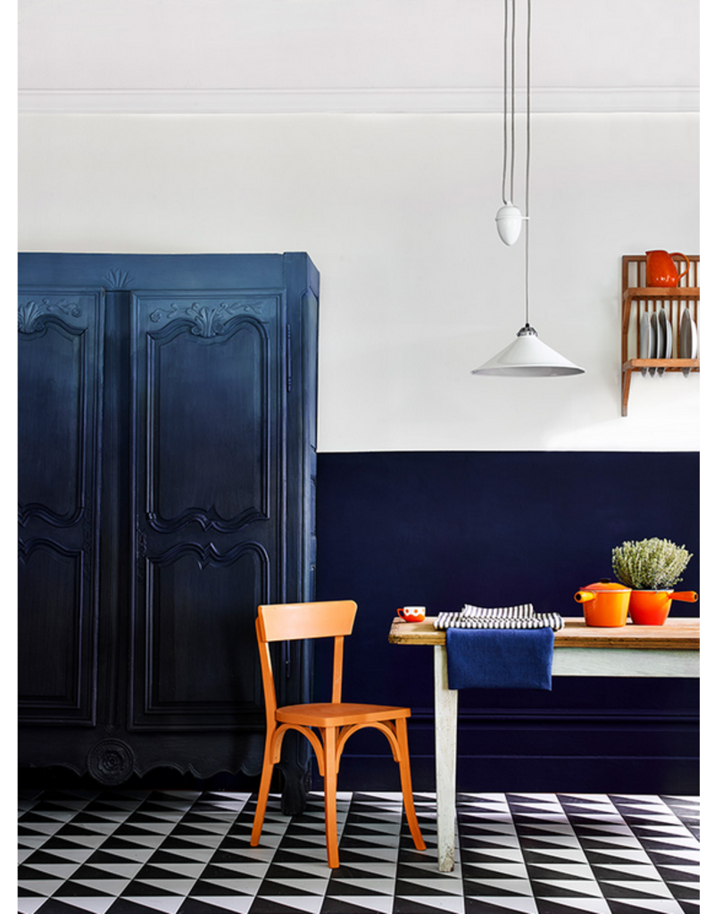 Annie Sloan Oxford Navy  | Wall Paint by Annie Sloan