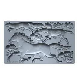Iron Orchid Designs Horse & Hound IOD Decor Mould (6″x10″)