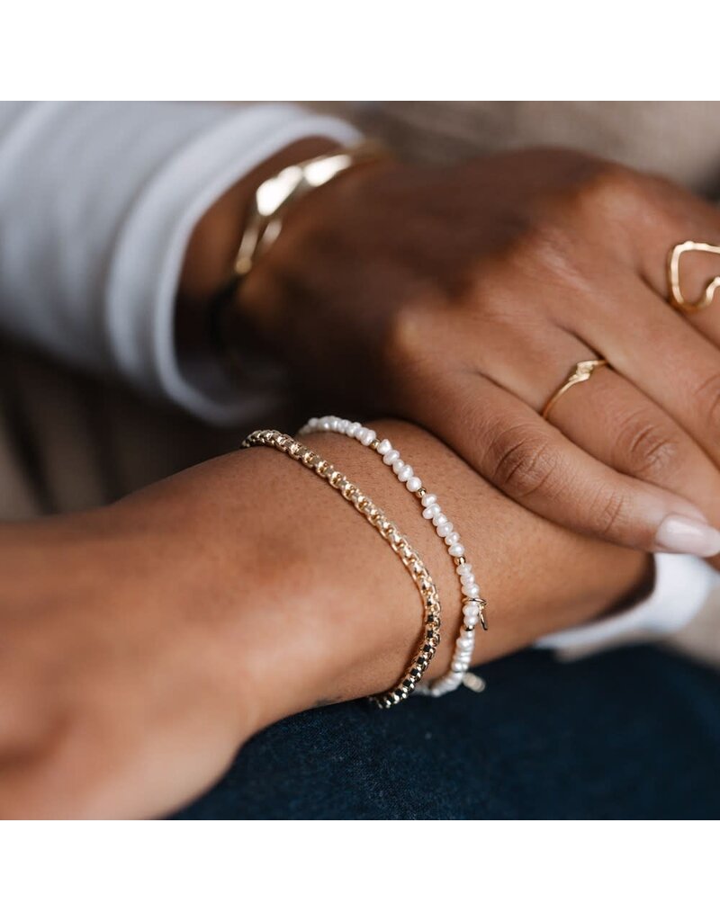 Glee Jewelry Amado Essentia Bracelet with White Pearl | Glee Jewelry Gold