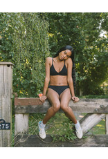 huha Seamless Low-Mid Thong by huha | Black