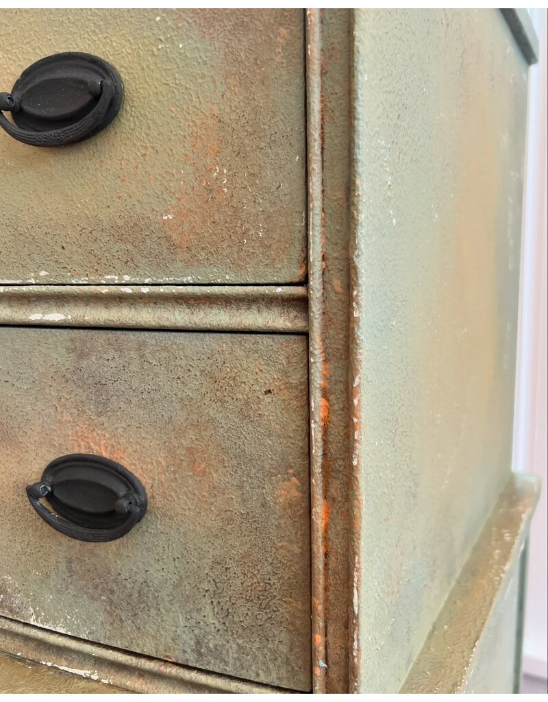 WORKSHOP | Beginning with Chalk Paint by Annie Sloan Sunday, August 10, 2025 | 11am-2:30pm