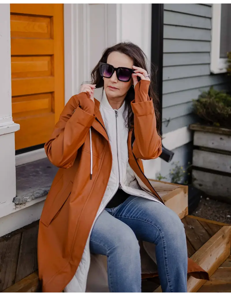 Mernini The Mernini Raincoat Caramel | Classic 48" Length