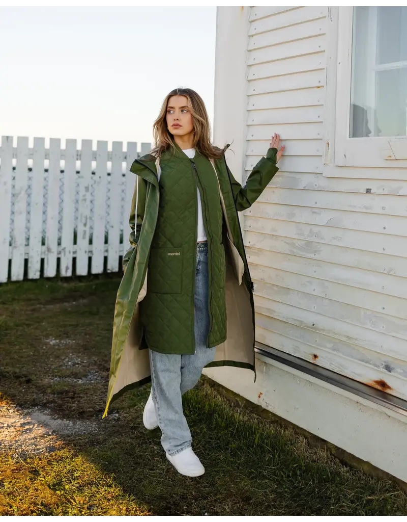 The Mernini Raincoat Chive Green | Classic 48" Length
