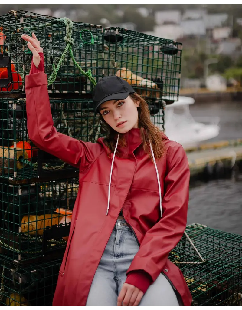 Mernini The Mernini Raincoat Merlot Red | Petite 42" Length