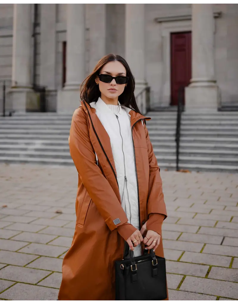 Mernini The Mernini Raincoat Caramel | Petite 42" Length