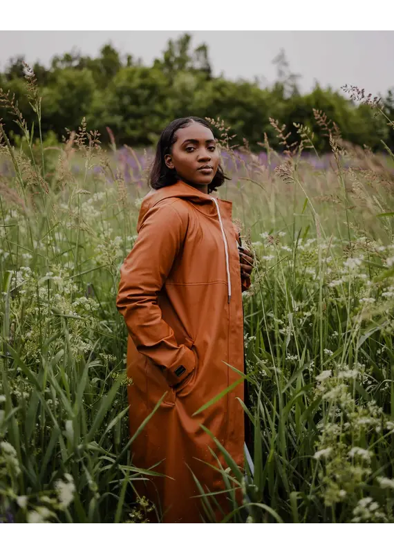 Mernini The Mernini Raincoat Caramel | Petite 42" Length