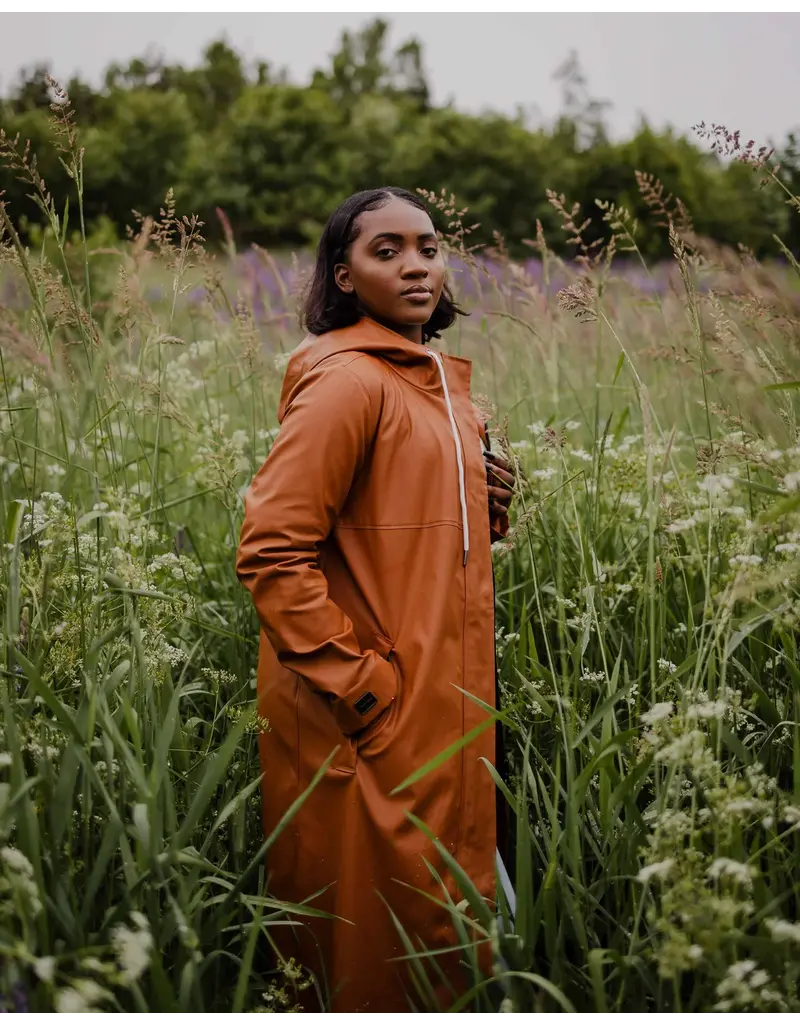 Mernini The Mernini Raincoat Caramel | Petite 42" Length