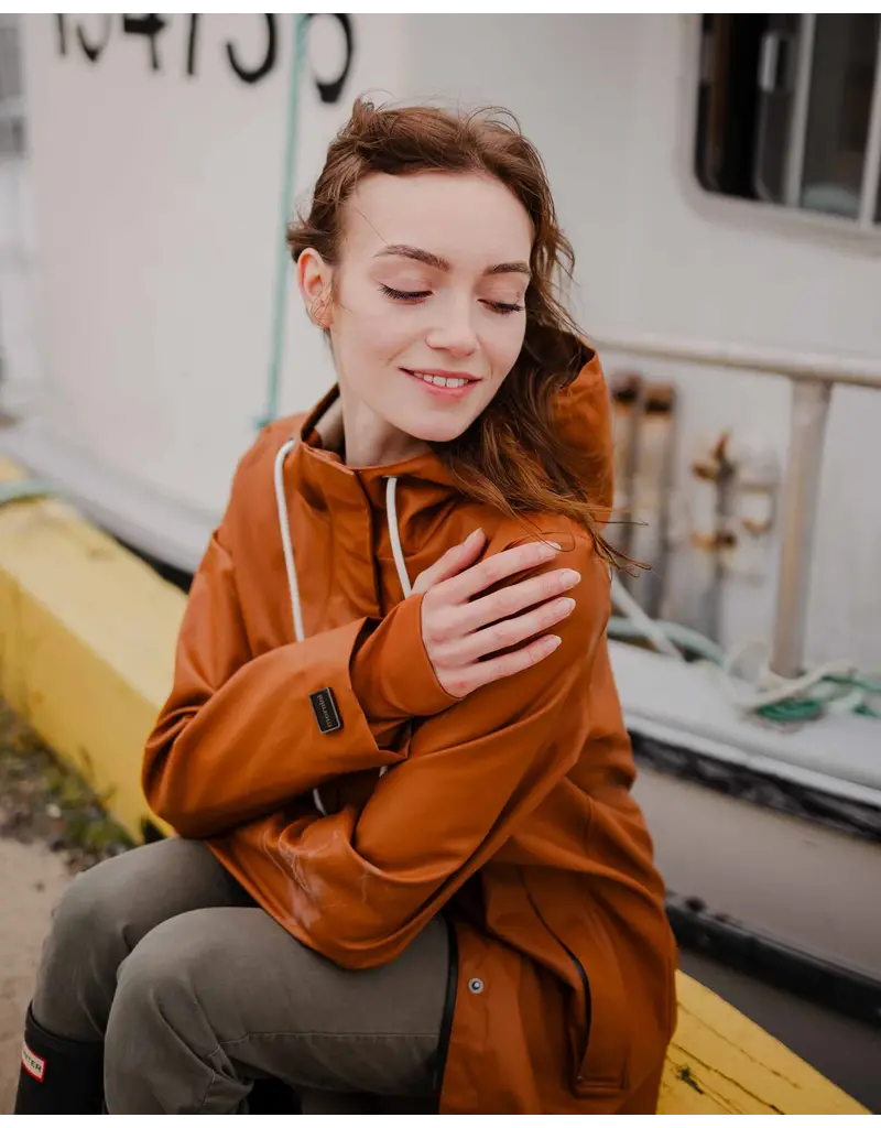 Mernini The Mernini Raincoat Caramel | Petite 42" Length