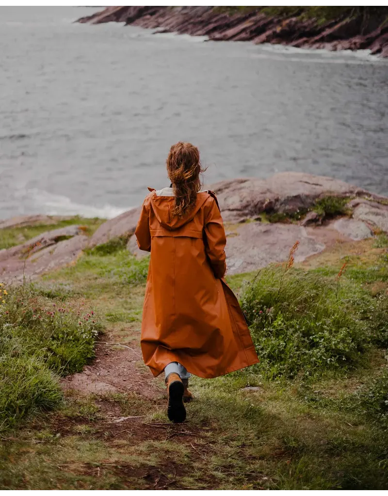 Mernini The Mernini Raincoat Caramel | Petite 42" Length