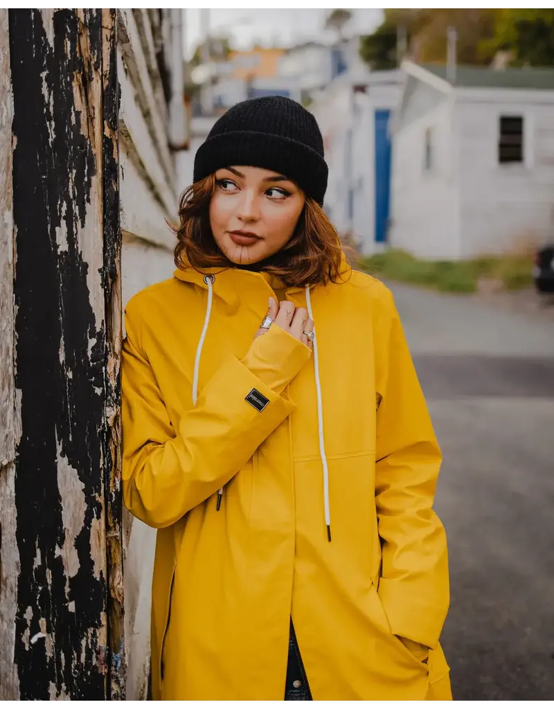 The Mernini Raincoat Dory Yellow | Petite 42" Length