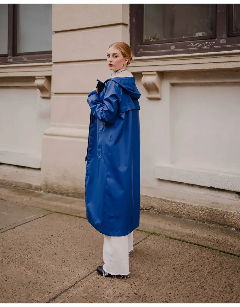 Mernini The Mernini Raincoat Peony Blue | Classic 48" Length