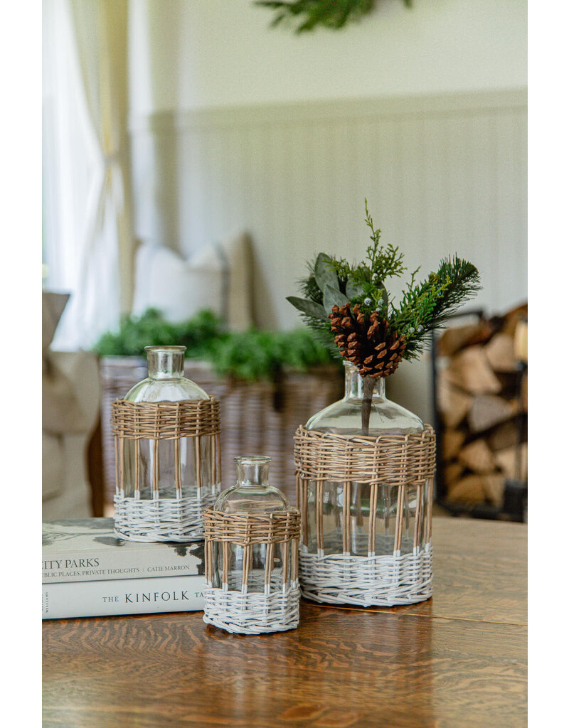 Glass Bottle with Woven Willow Casing | md