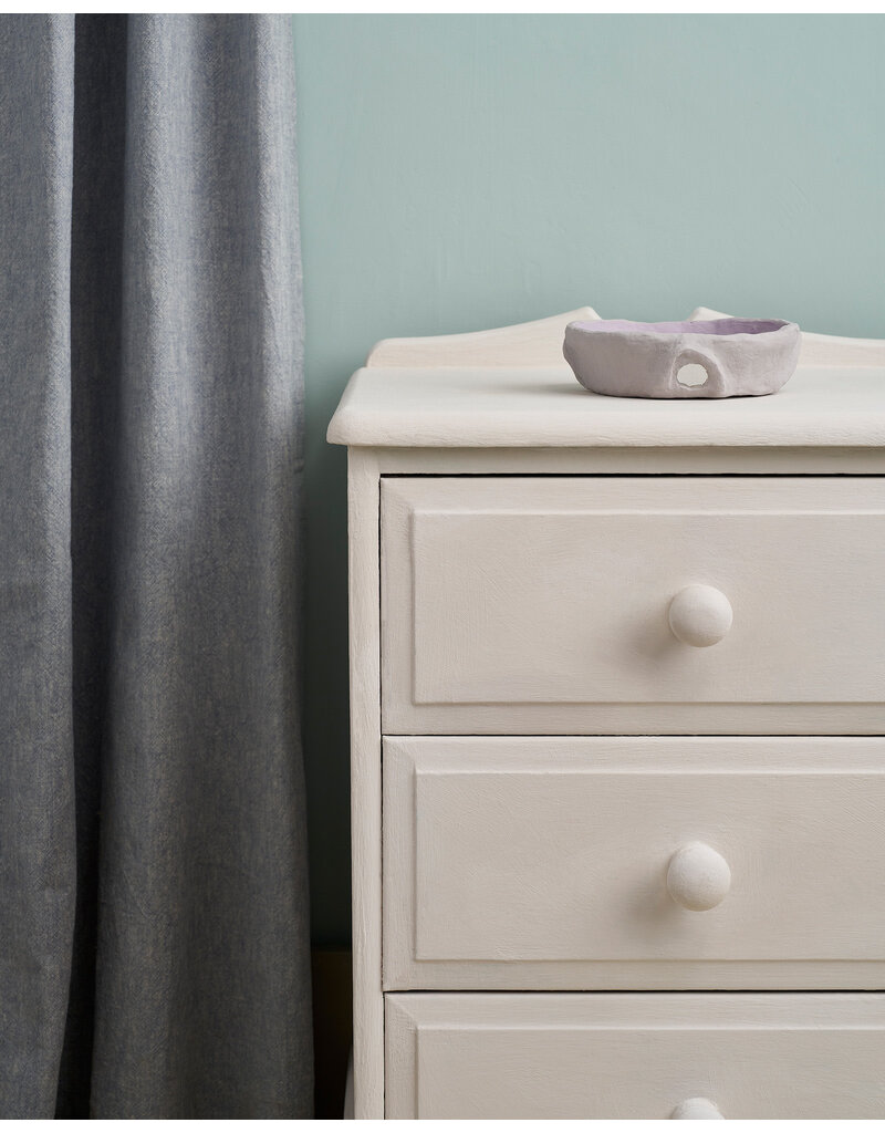 Annie Sloan Rococo White  | Chalk Paint by Annie Sloan