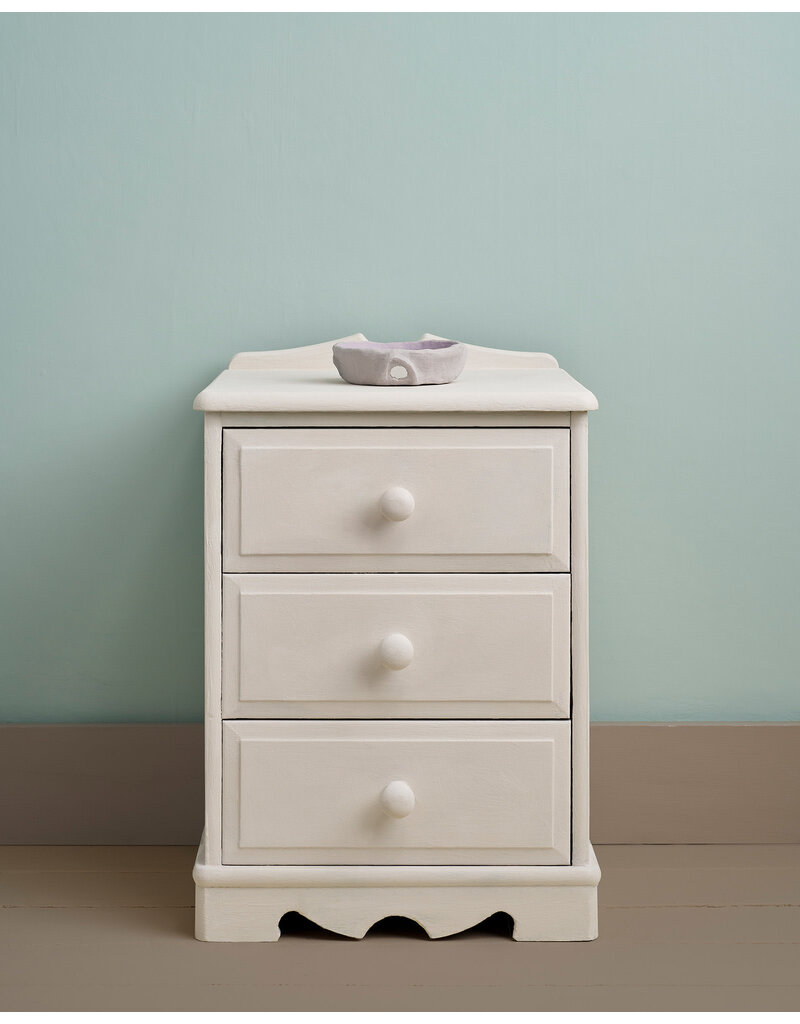 Annie Sloan Rococo White  | Chalk Paint by Annie Sloan