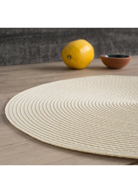 Danica Ivory Round Woven Placemat