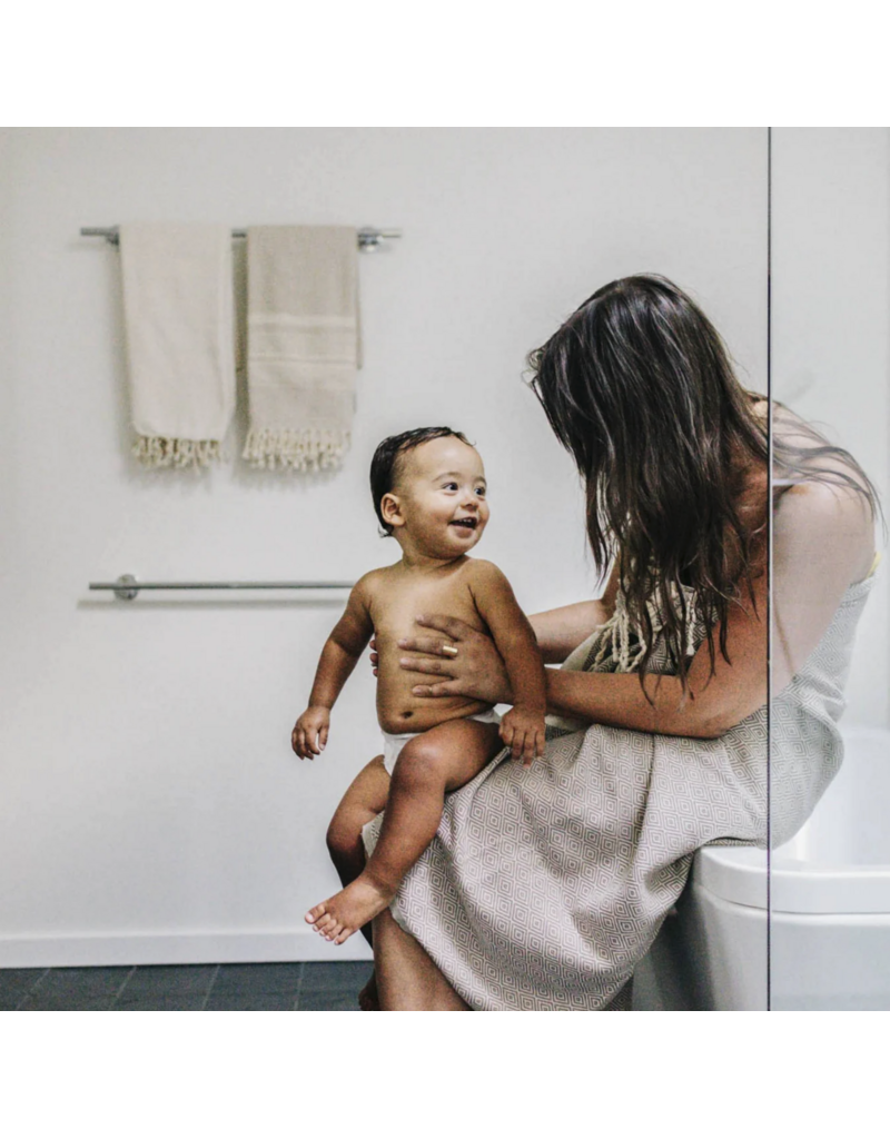 Pokoloko Turkish Cotton Towel by Pokoloko | Dune – Classic Diamond Weave, Soft, Durable, Versatile, Bath & Beach