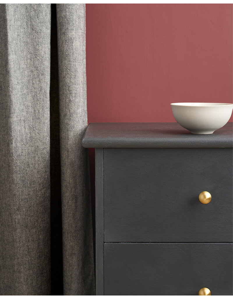 Annie Sloan Graphite | Chalk Paint by Annie Sloan