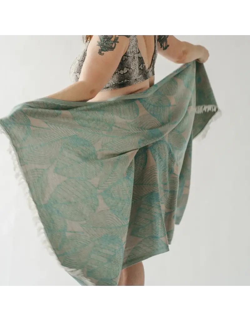 Pokoloko Leaf Appliqué Cotton Turkish Towel by Pokoloko