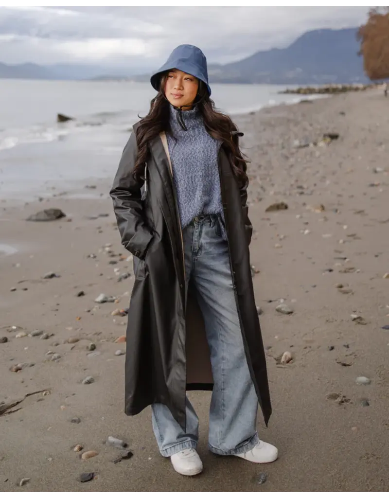 Mernini The Mernini Raincoat Black Beauty | Classic 48" Length