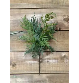 Fresh Touch Northern White Cedar Spray | 17"