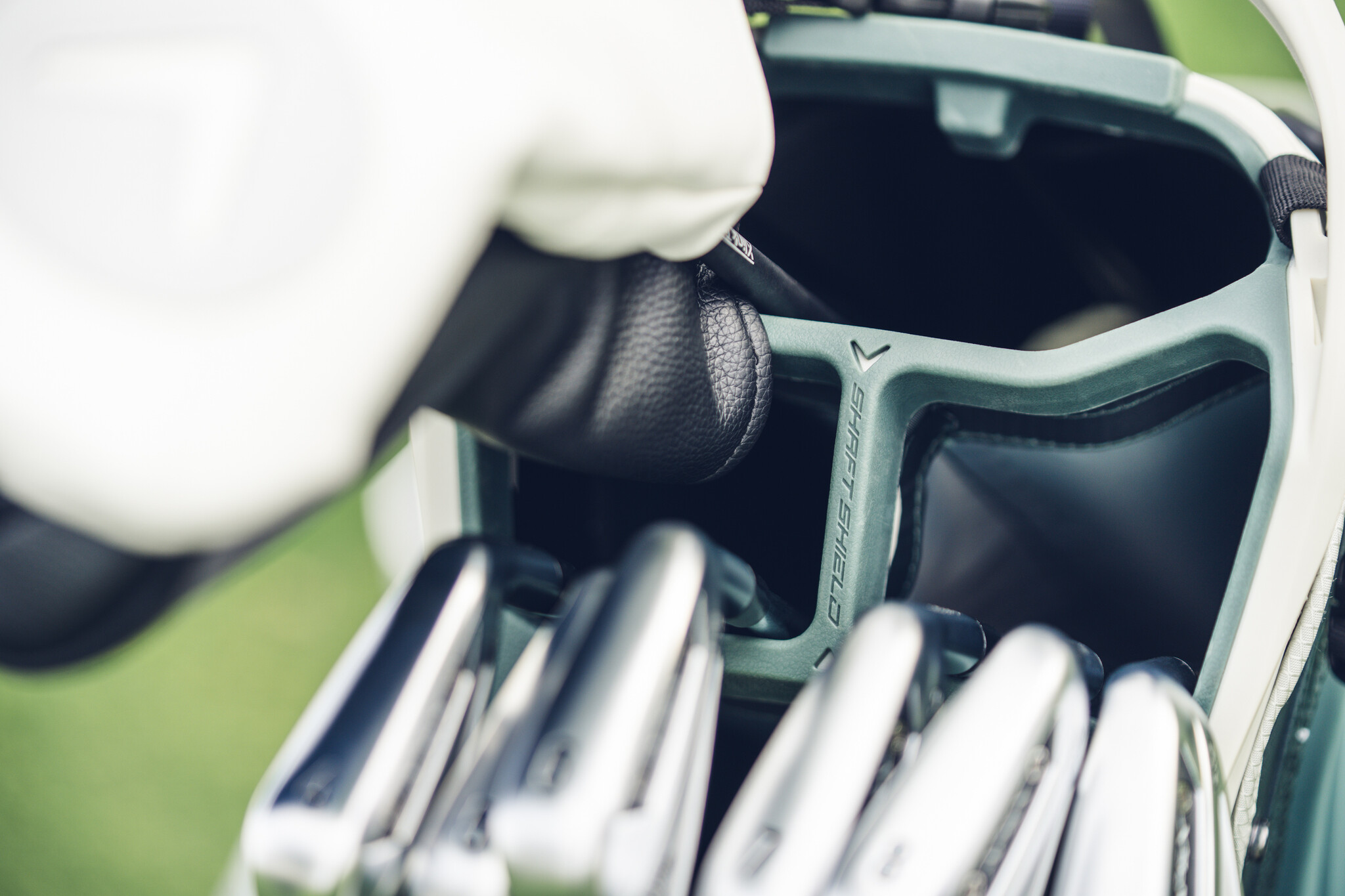 Golf bag top design with multiple compartments and dividers for organized club storage, providing easy access and protection for your clubs on the golf course