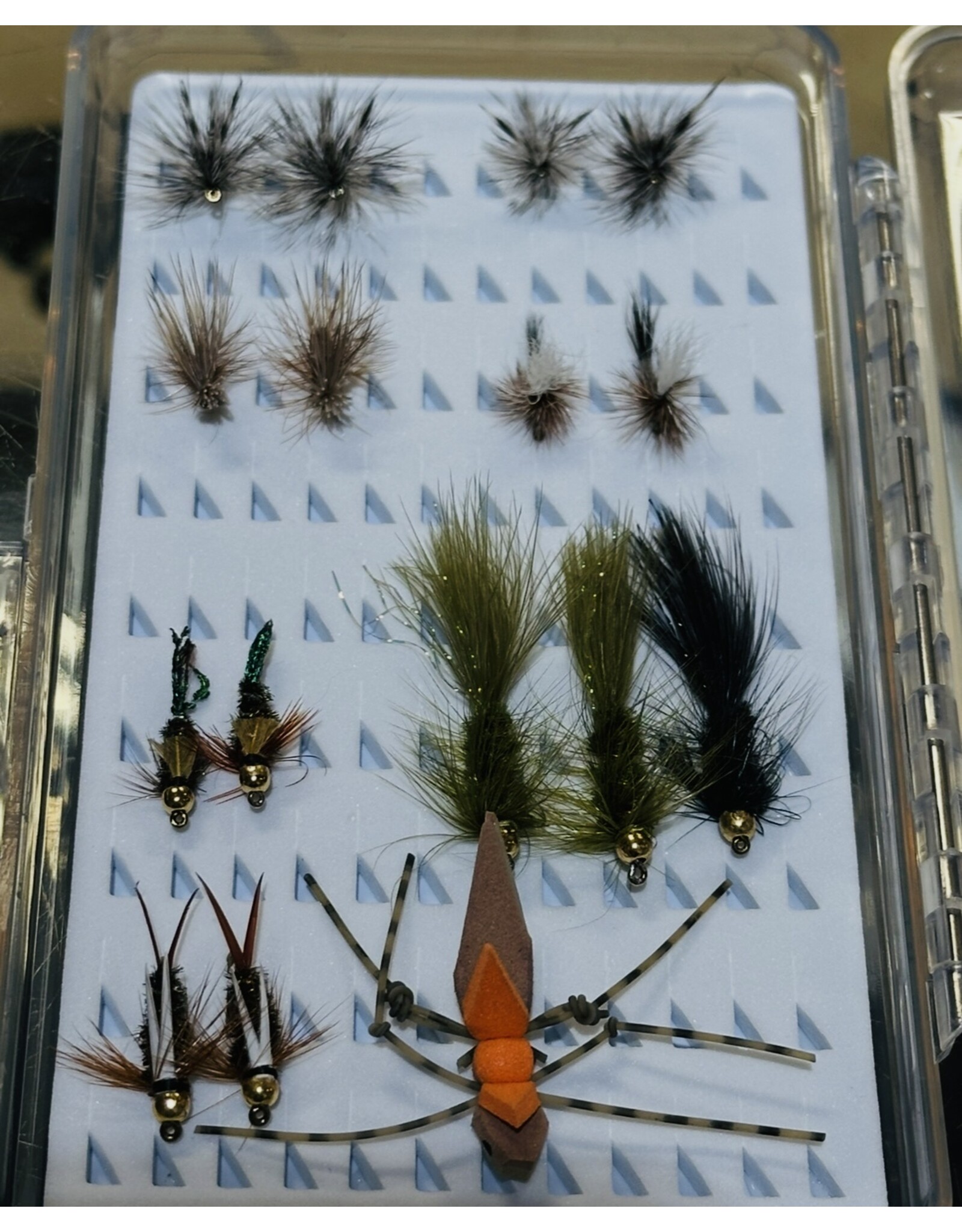 REID'S FLY ASSORTMENT - TROUT
