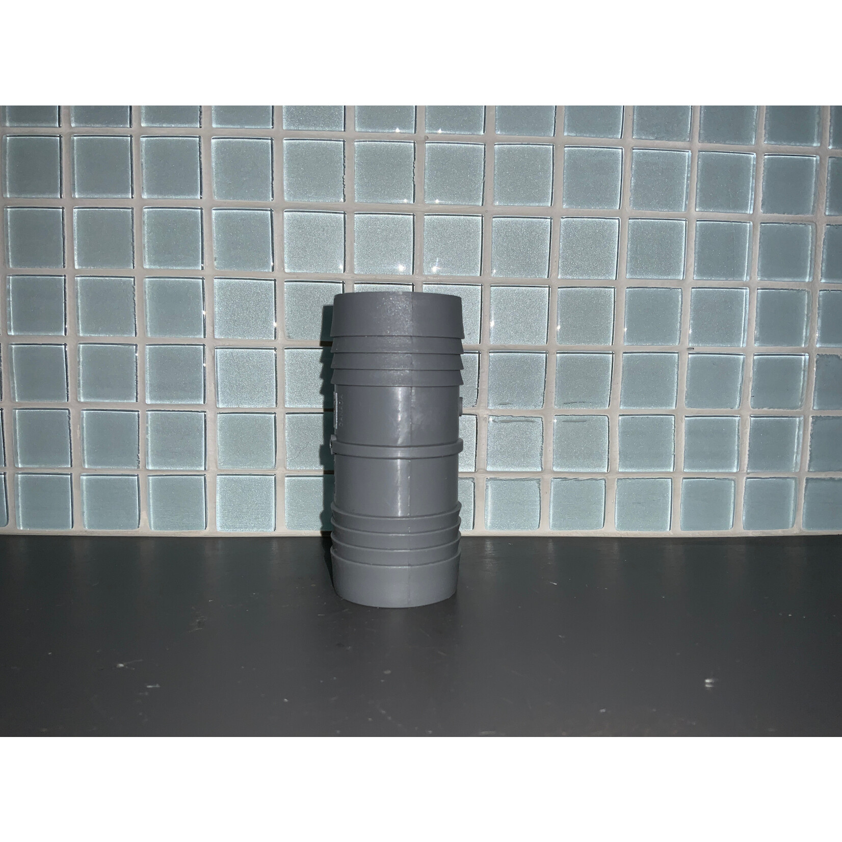 POLY INSERT COUPLER 1-1/2"