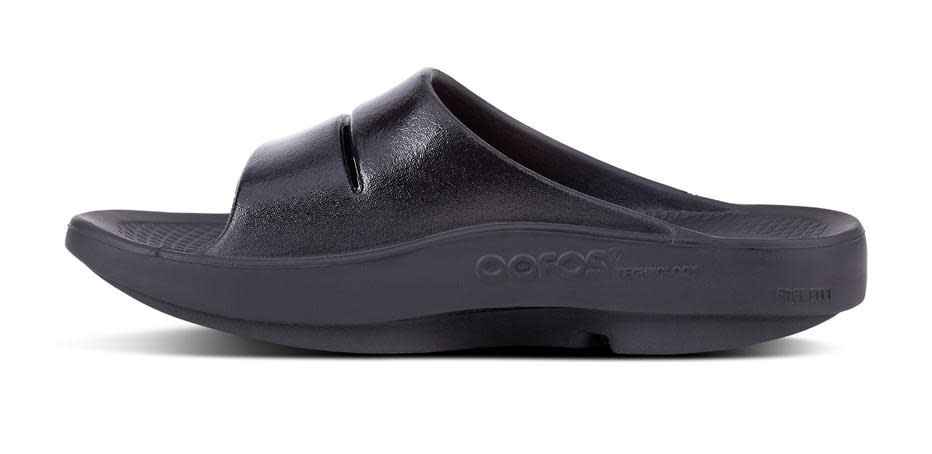 OOFOS | Shoes | Oofos Oolala Oomega Womens Flip Flop In Black Size 8 | Poshmark