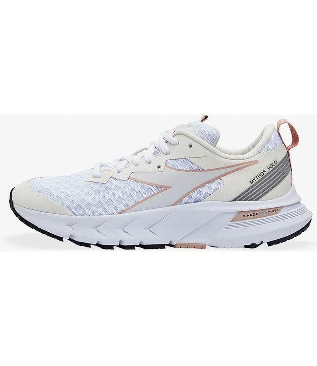 diadora mythos volo