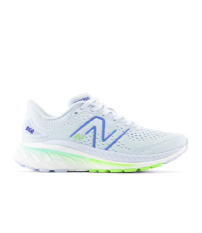 New Balance Women's 860v13