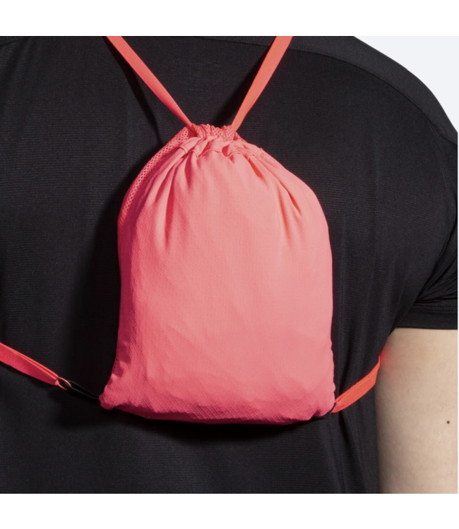 Brooks Women’s Canopy Jacket