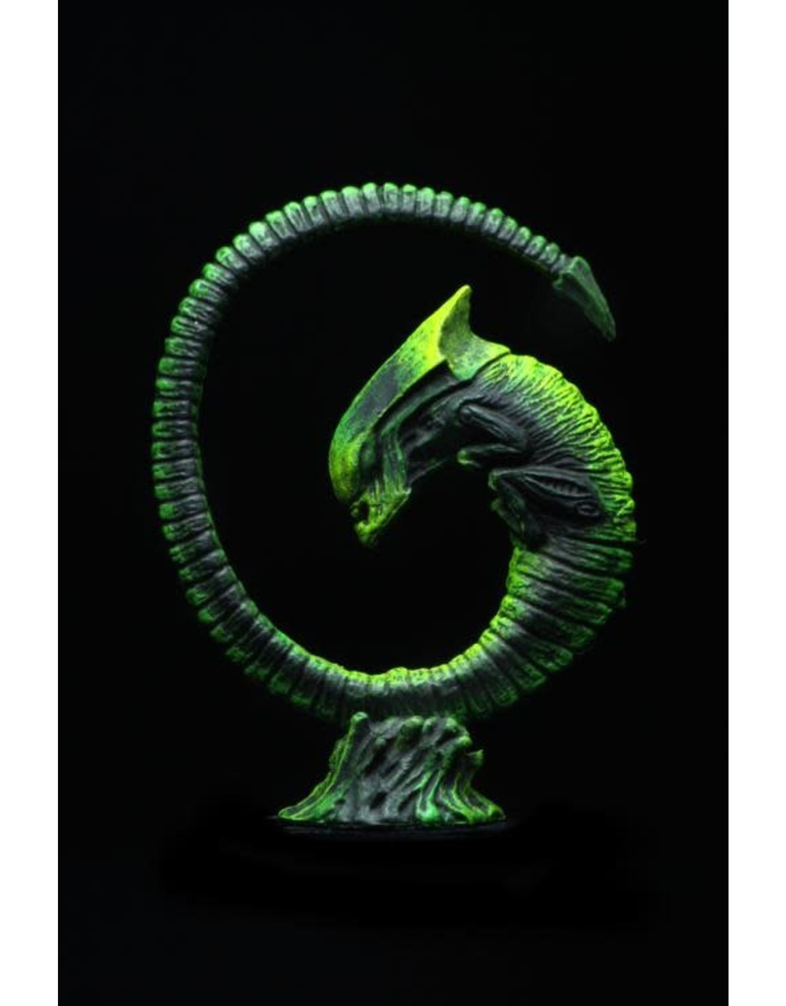 neca alien 3 ultimate dog alien