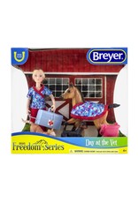Breyer Day at the Vet Playset 62028