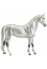 Breyer Breyer Pearly Grey Trakehner 960 Freedom Series Model Horse
