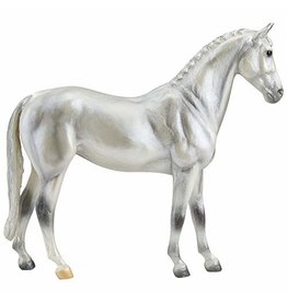 Breyer Breyer Pearly Grey Trakehner 960 Freedom Series Model Horse