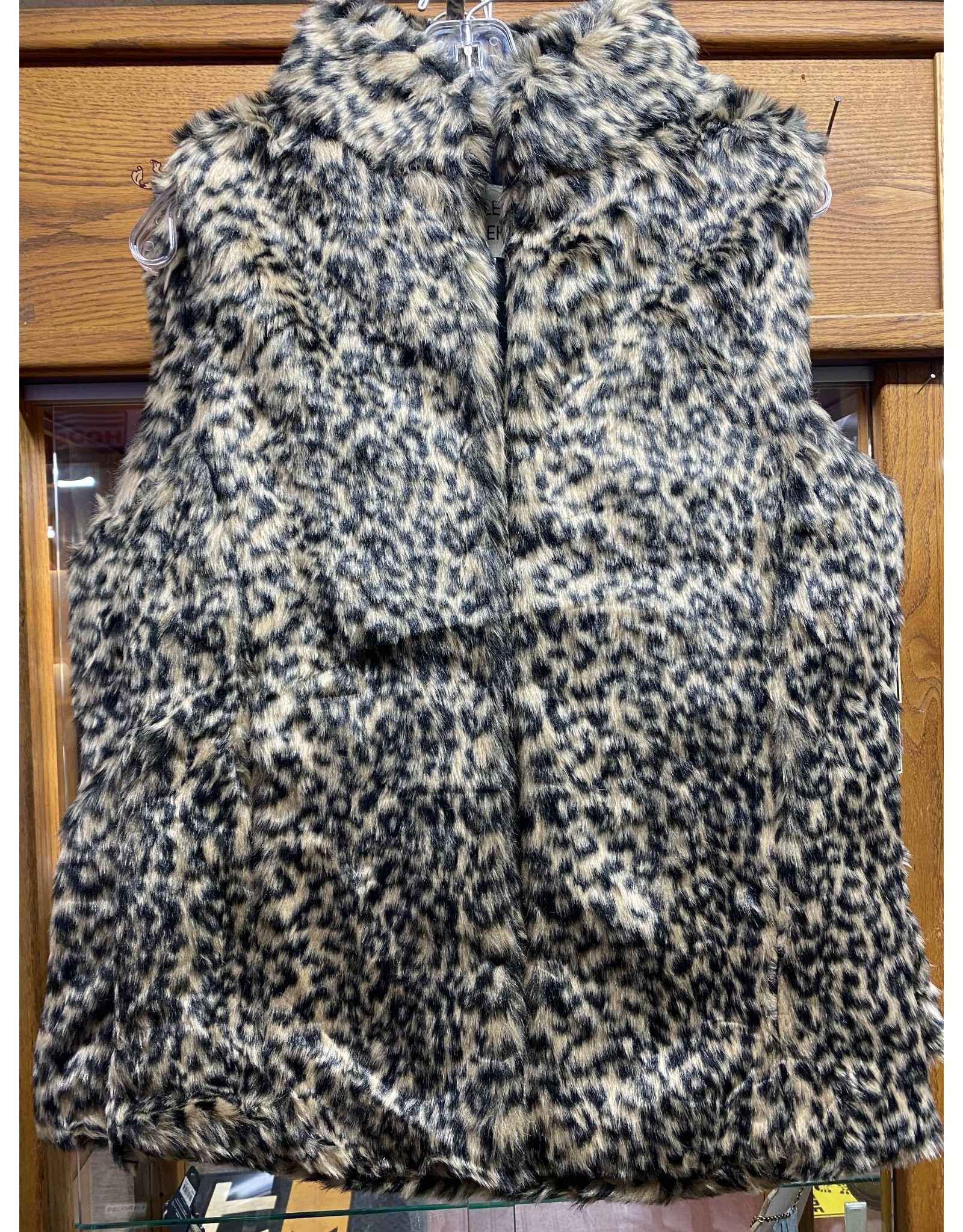 Cripple Creek Ladies Faux Fur Natural Leopard CR14642-25 Vest