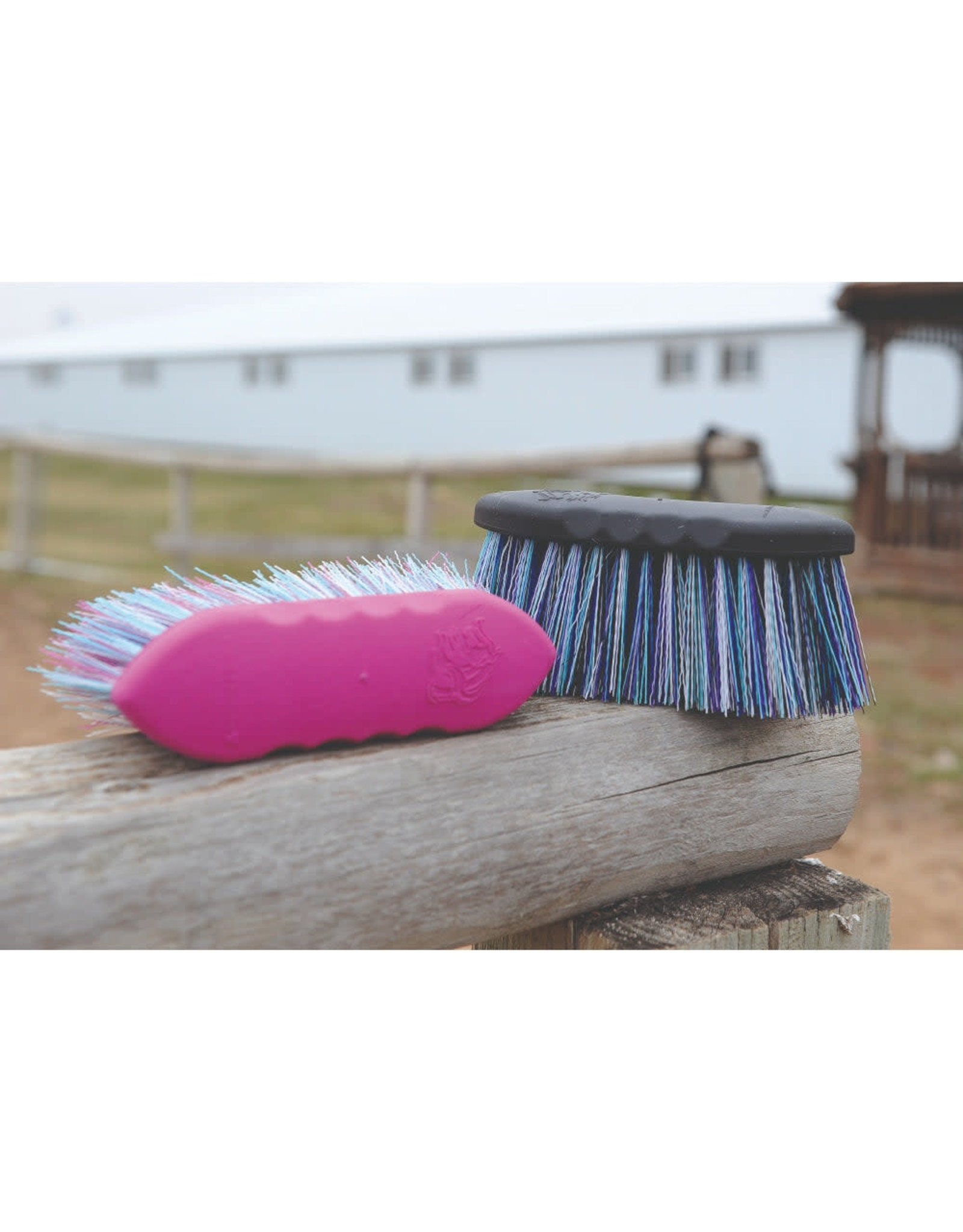 Tail Tamers Tail Tamers Small Flick Brush ST170