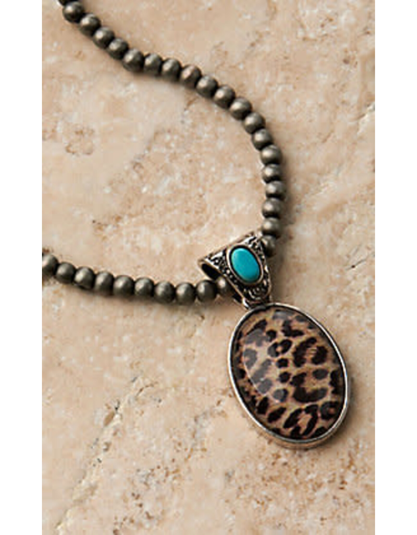 Blazin Roxx Silver Strike Cheetah Pendant Necklace Set D4500230