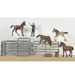 Bigtime Barnyard Foal Set With Panels 5100013